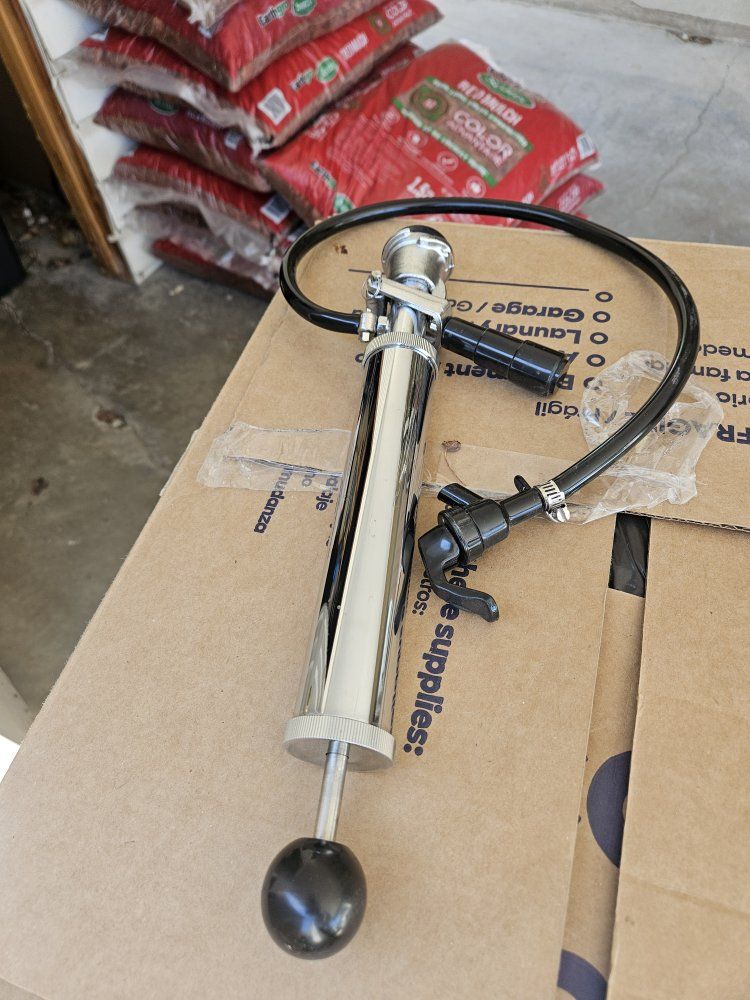 Keg pump