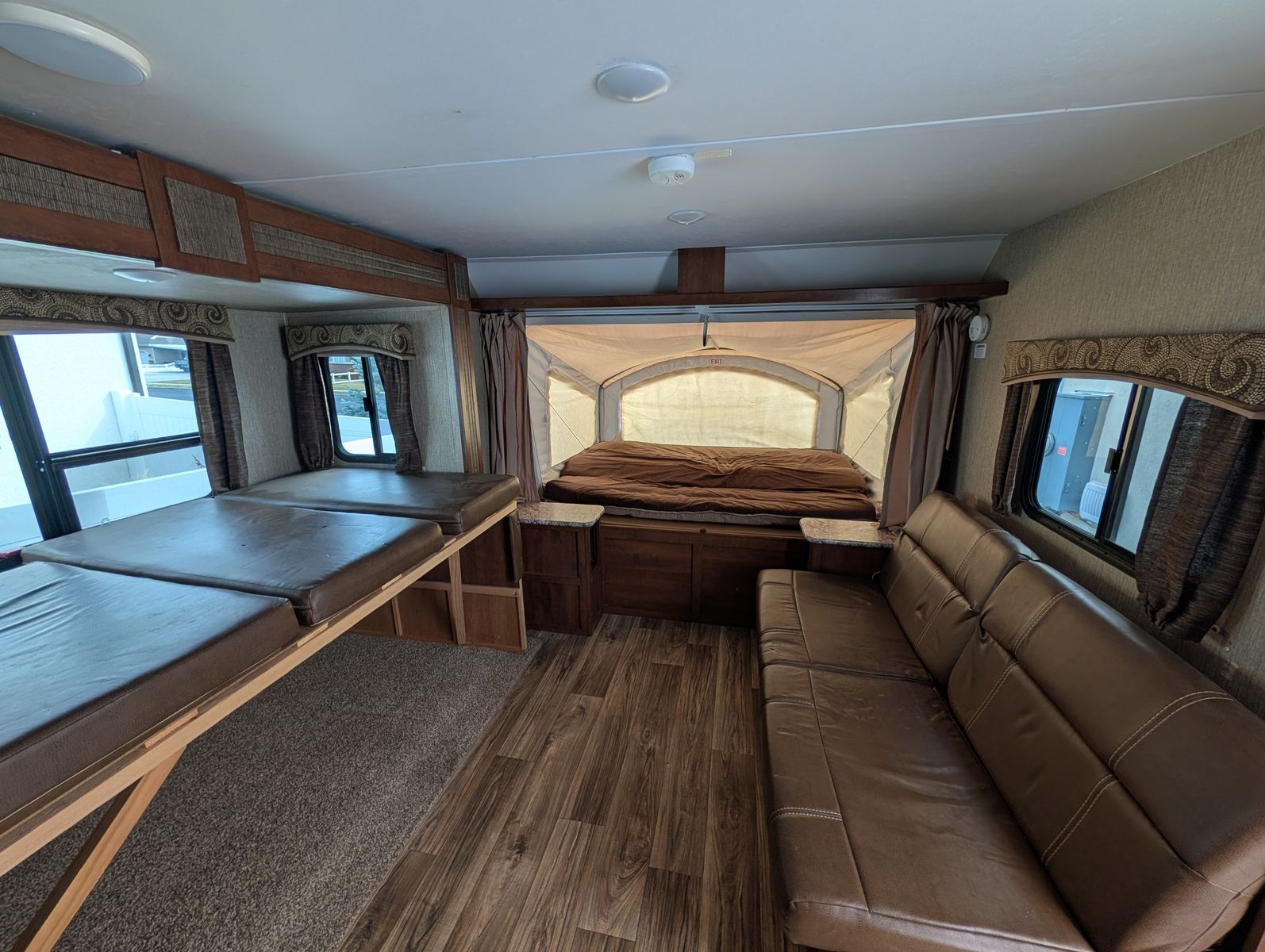 2017 Keystone Passport Sleeps 9