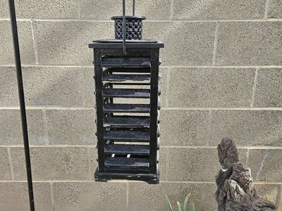 Hook and lantern yard decoration