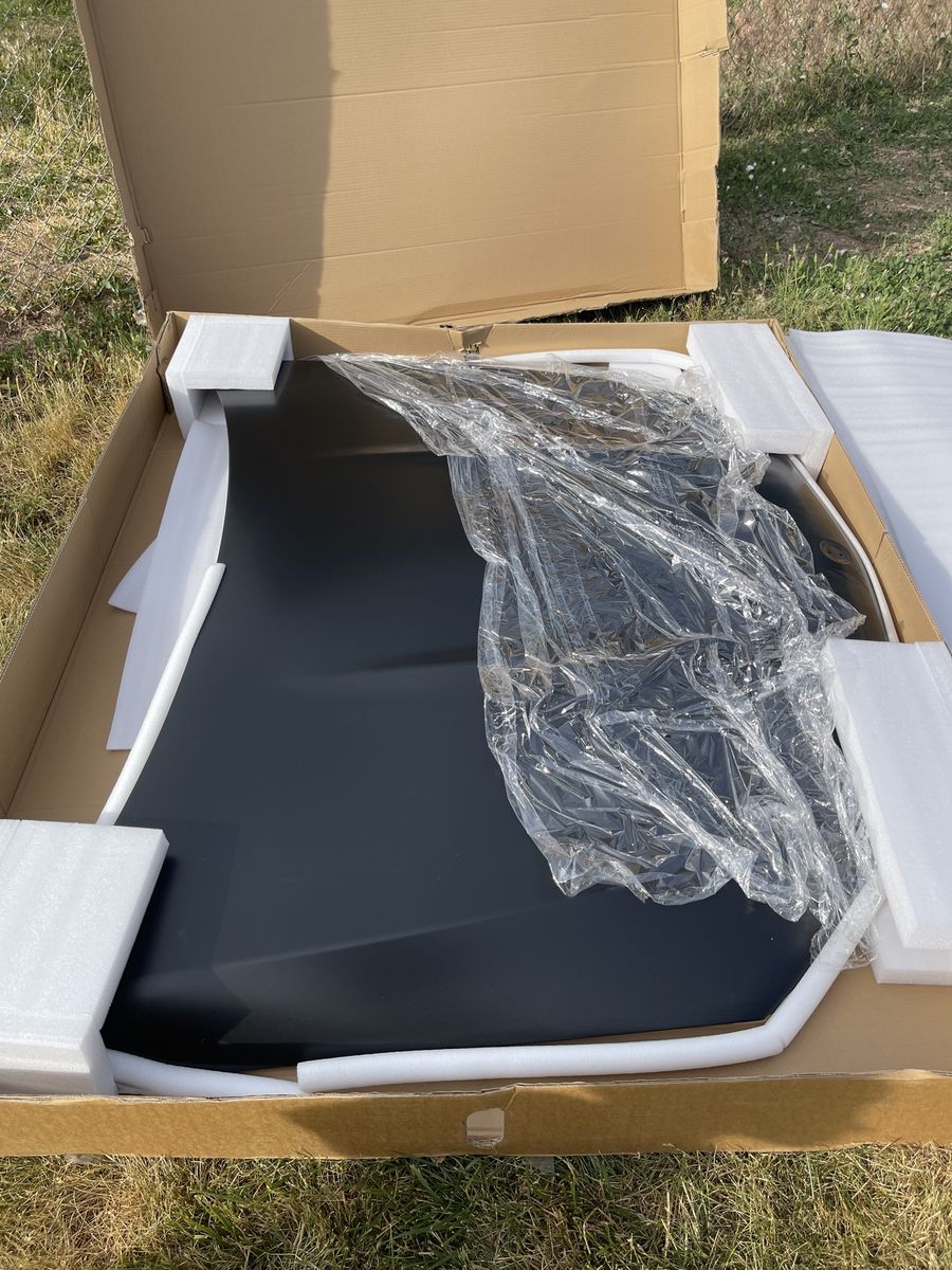 Mercedes GLE replacement hood