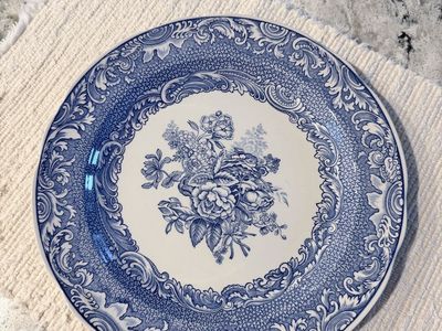 Spode Blue Room Collection "Byron Groups" Dinner Plate - Underglaze Print c. 1835