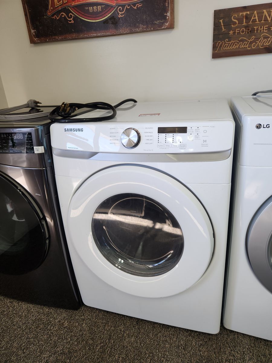 BEAUTIFUL SAMSUNG FRONTLOAD ELECTRIC DRYER! W-WARRANTY