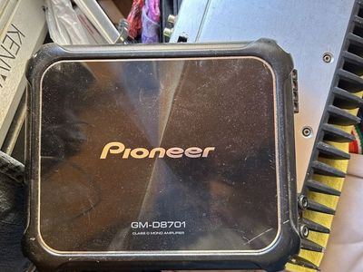 Pioneer amp GM-D701 1600w