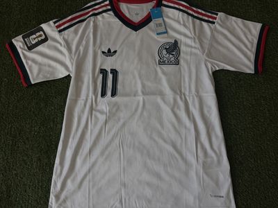 Adidas Mexico S. Gimenez #11 White ClimaCool Soccer Jersey Men's Size L