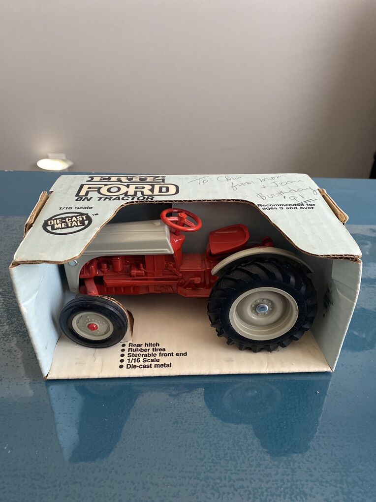 Vintage 1/16 Die Cast Ertl Ford 8N Tractor - New