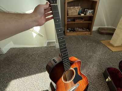 Taylor 224-CE-K Dlx Koa Acoustic-Electric Guitar, Excellent Condition