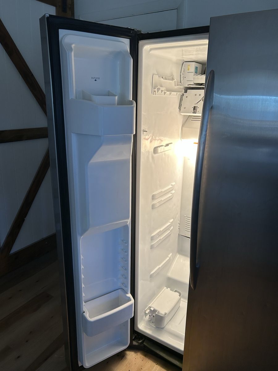 Main image 4