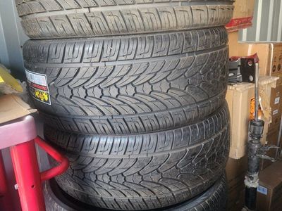 Lionhart 275/25r26 new