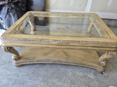 coffee table and end tables