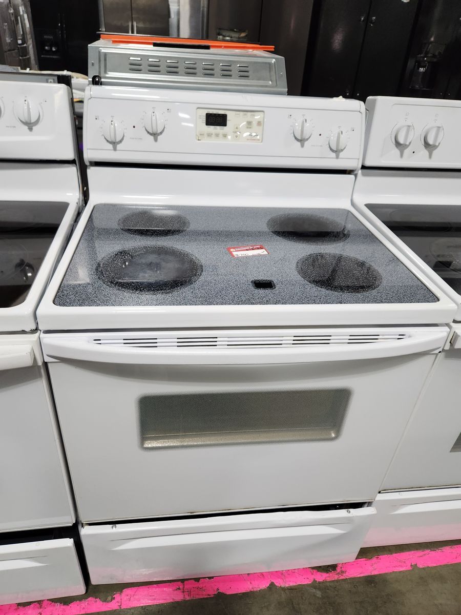 GREAT WHIRLPOOL GLASS TOP RANGE! W-WARRANTY