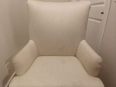 Wingback Paseo Casual Ivory Chair Signature design by Ashley
