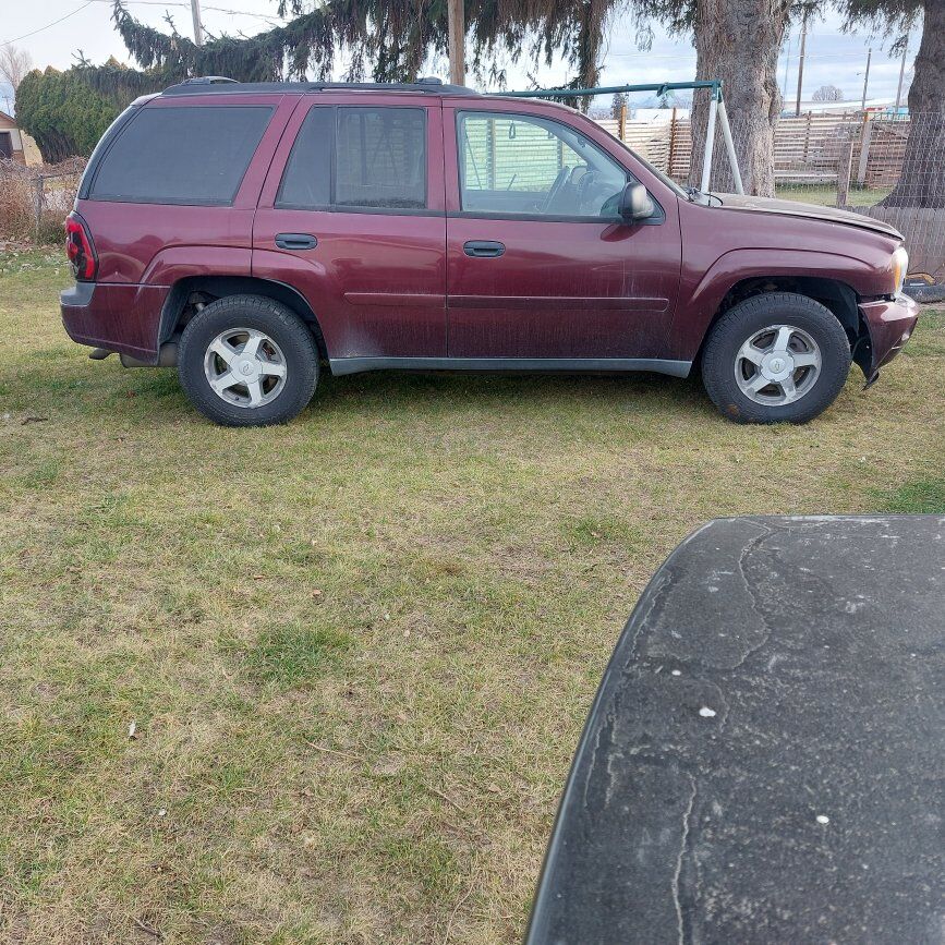 2006 chevy trailblazer parts or repair bad head