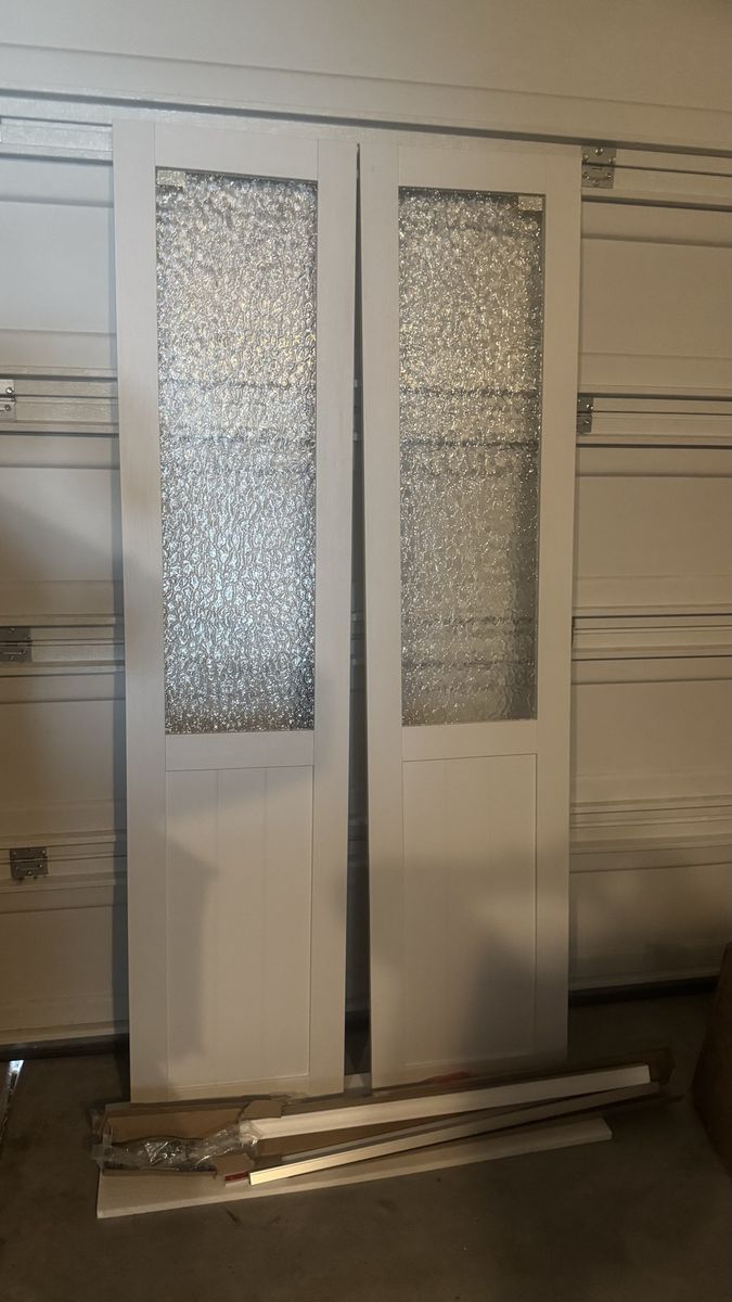 Main image 3
