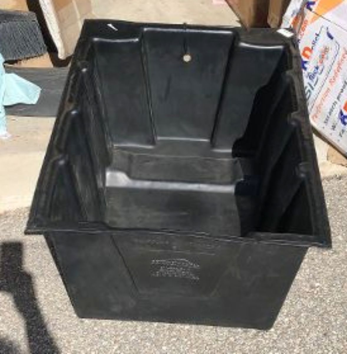 Scribner 5108 V-8 Engine Storage Case (Base unit only) 40 x 27 x 30 in. for Chevy/Ford Small Block