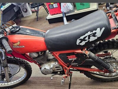 Ends Thurs. 19th @6pm- 30 Year Old Pawn Shop Auction & In-Person Cash Sale