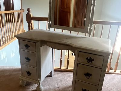 Vintage vanity with mirror