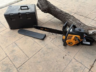 Poulan Pro Chainsaw w/ Case 20 Inch Chain