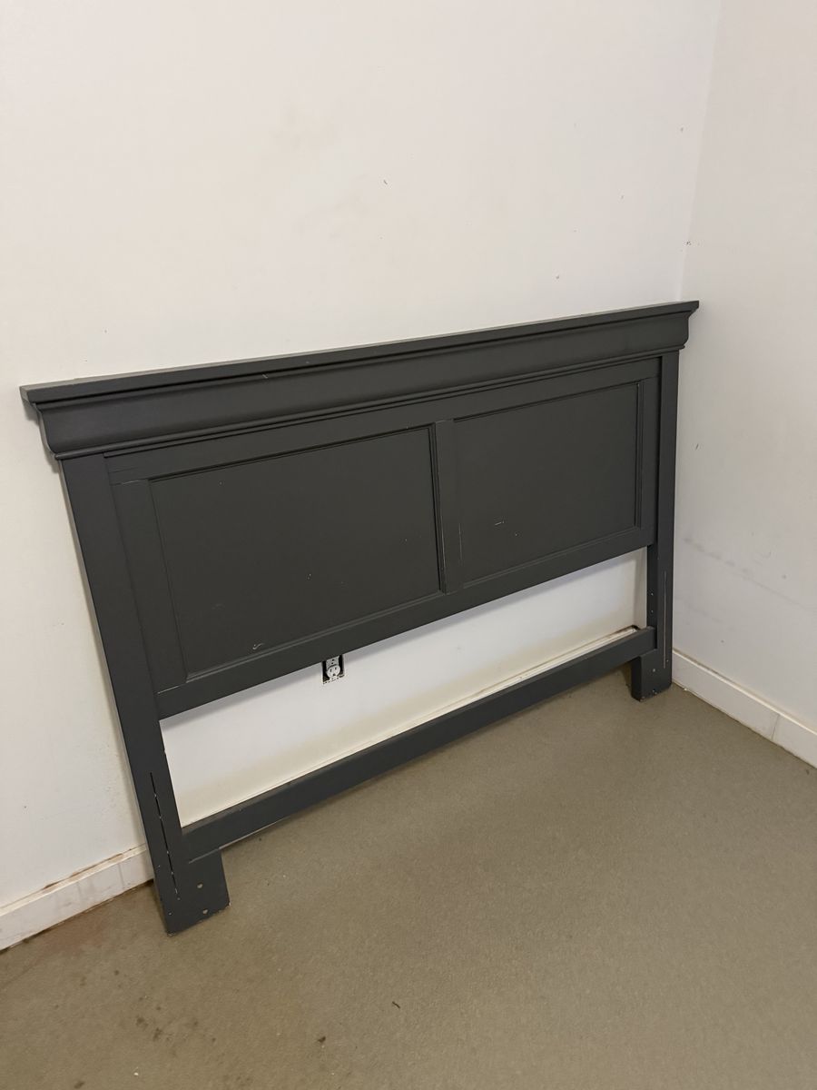 Head Board (Queen)