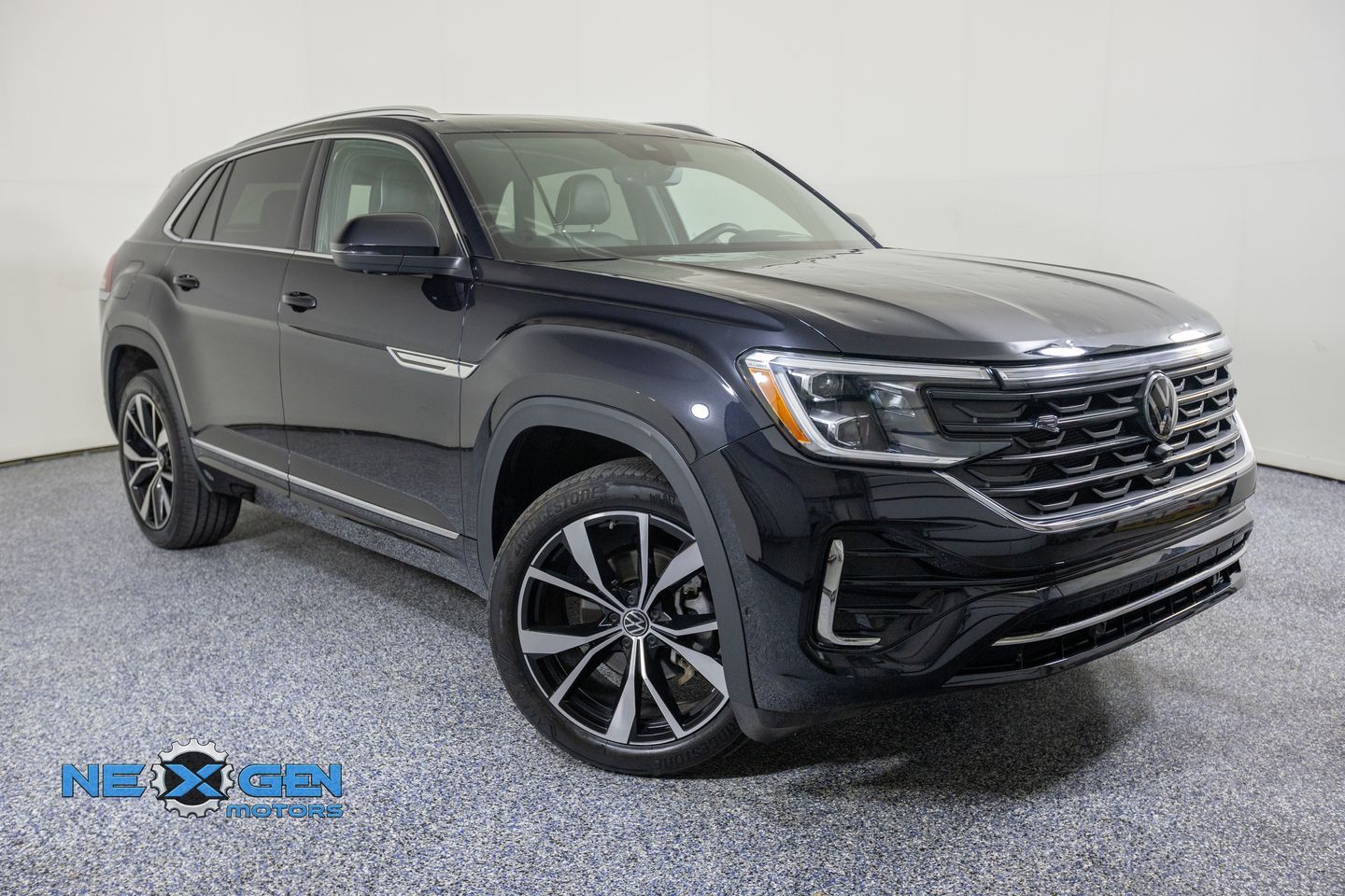 2024 Volkswagen Atlas Cross Sport SEL Premium R-Line 4Motion
