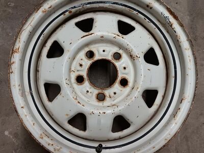 1988-2001 Jeep Cherokee XJ 15x7 Steel Wheel OEM