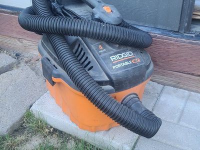 Rigid Wd40600 4 Gal Shop Vac