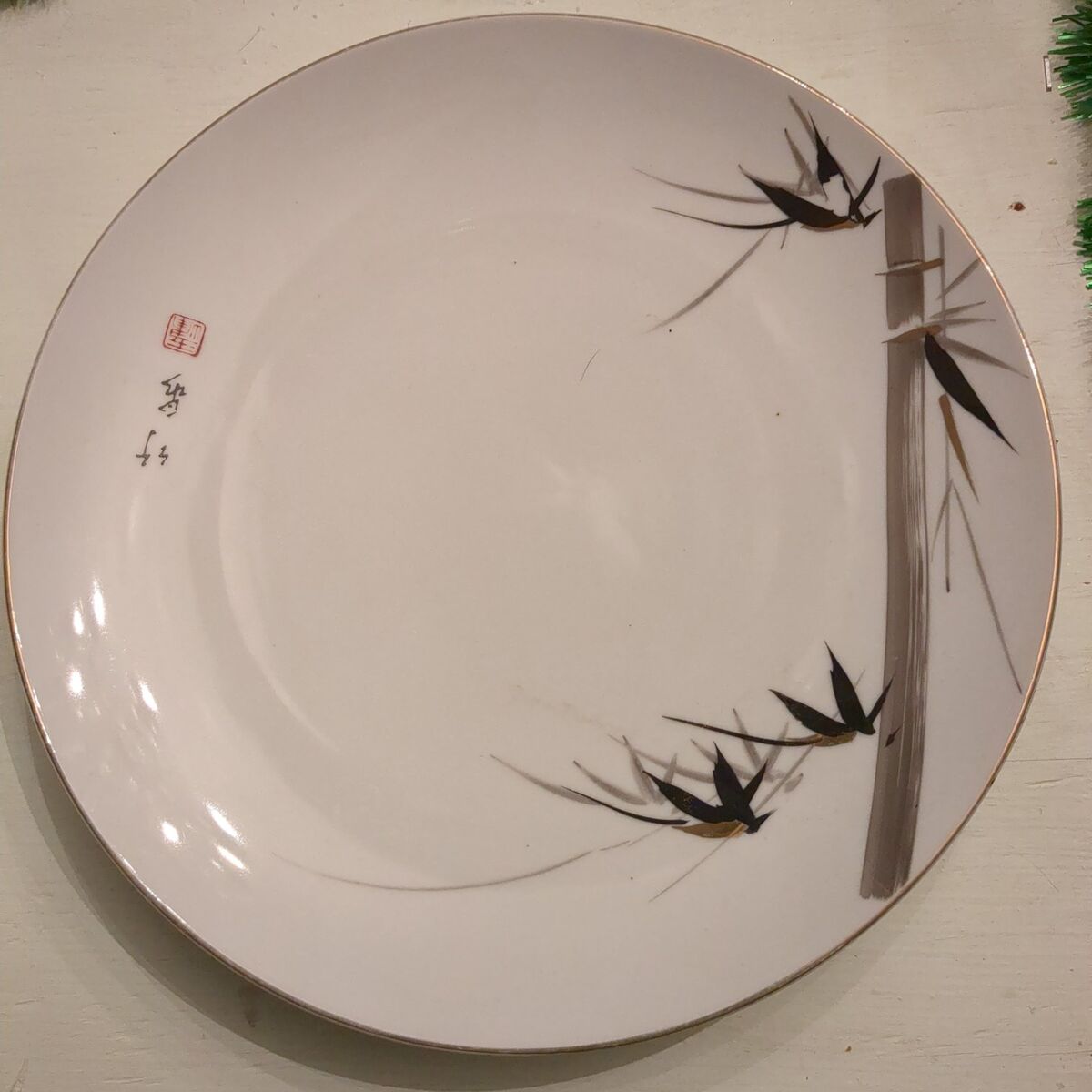 Vintage artiyaki plate