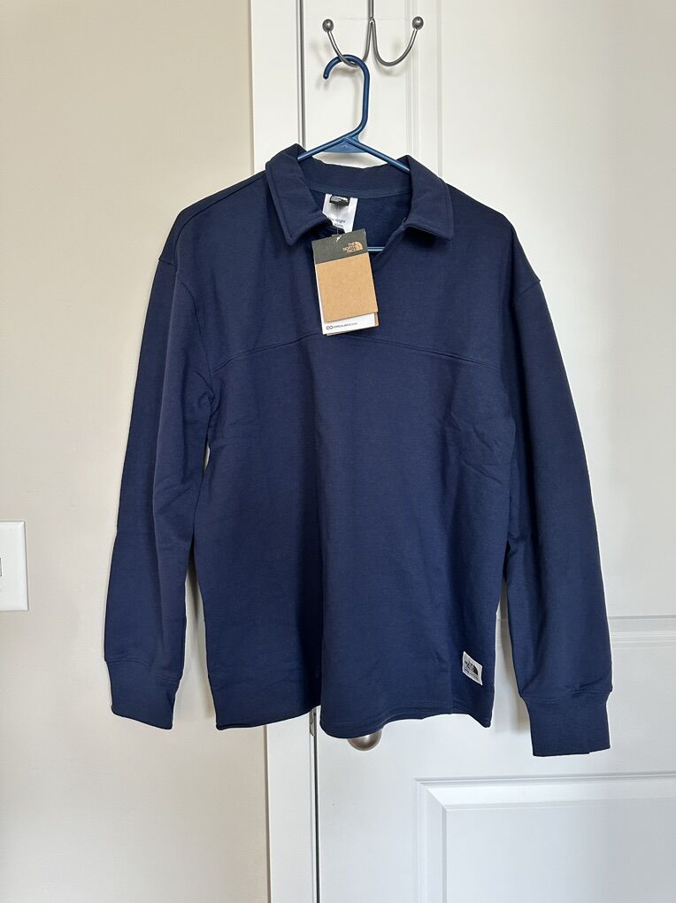 NWT the Northface long sleeves polo women’s size M