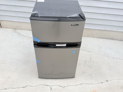 Compact Refrigerator