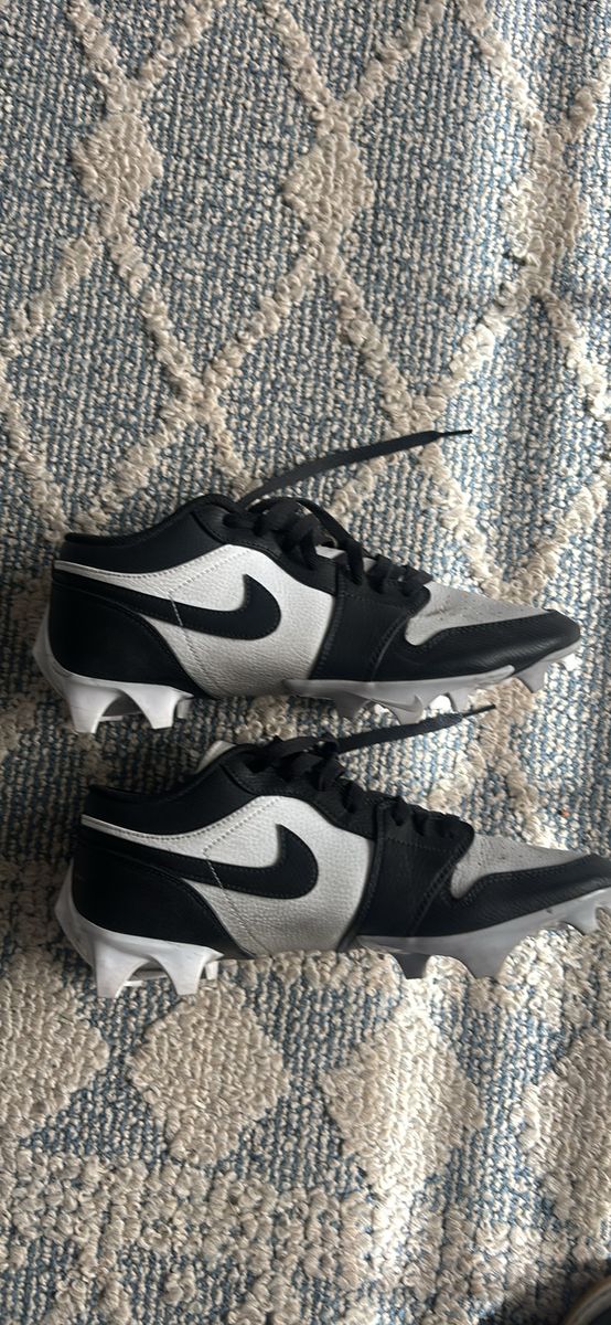 Jordan 1 football cleats