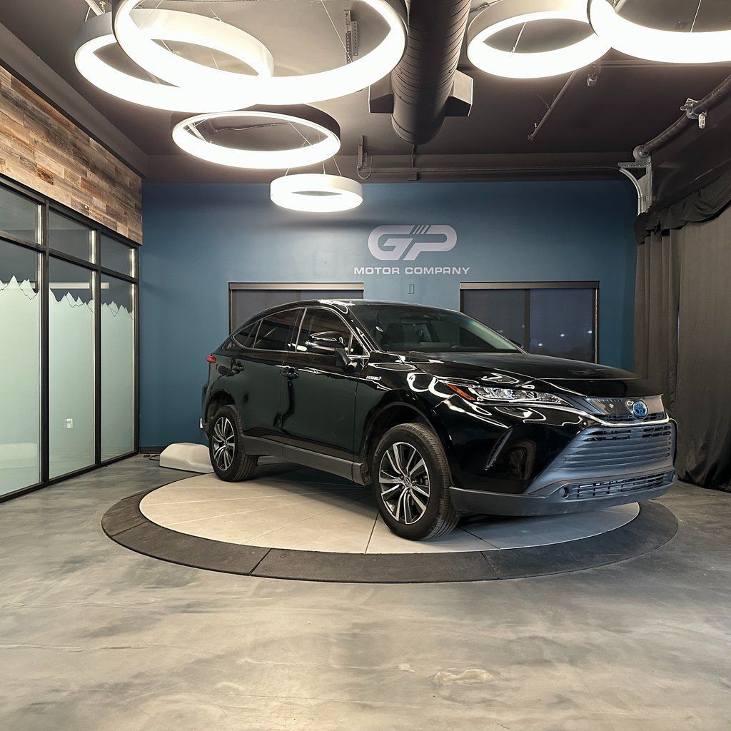 2021 Toyota Venza LE