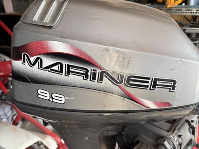 Mariner 9.9 With Hand Controller