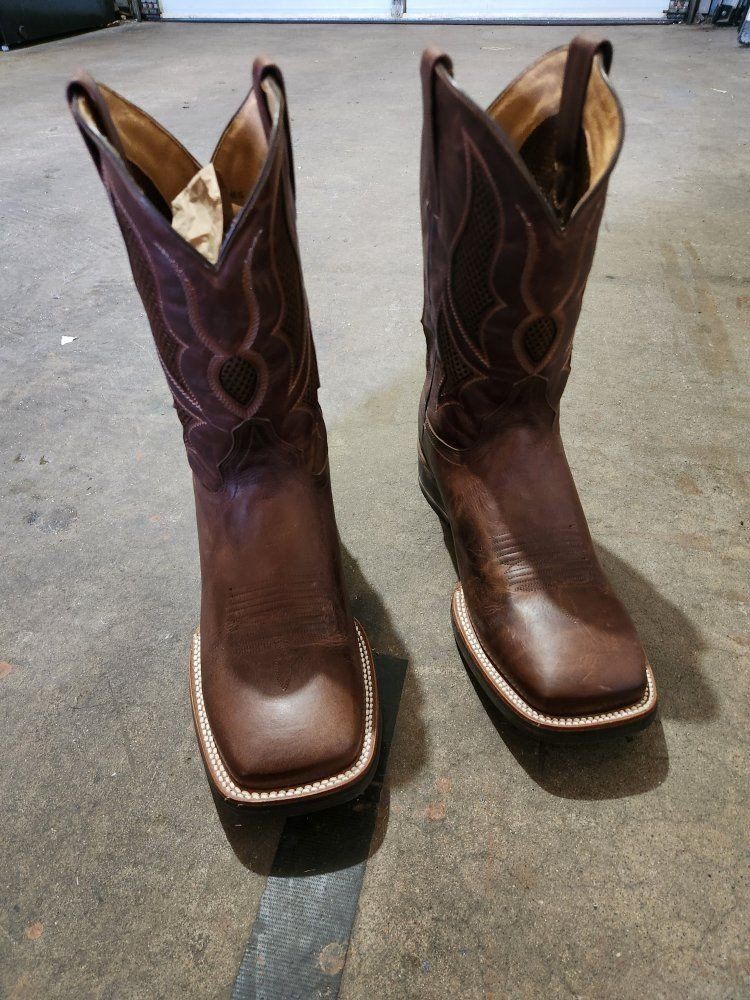 Cody James square toe boots 