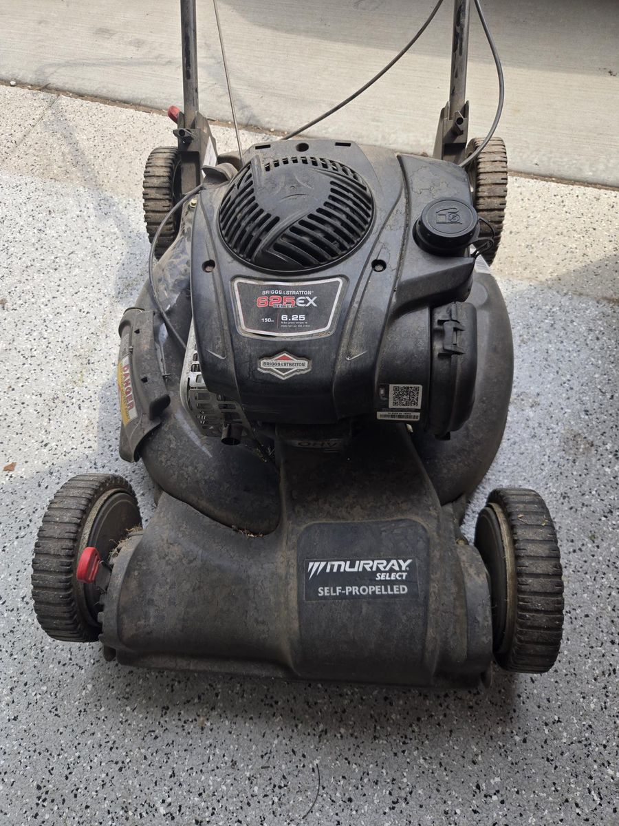LAWN MOWER MURRAY SELF PROPELLED