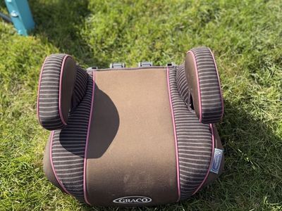 Graco Booster Seat - Brown with Pink Trim