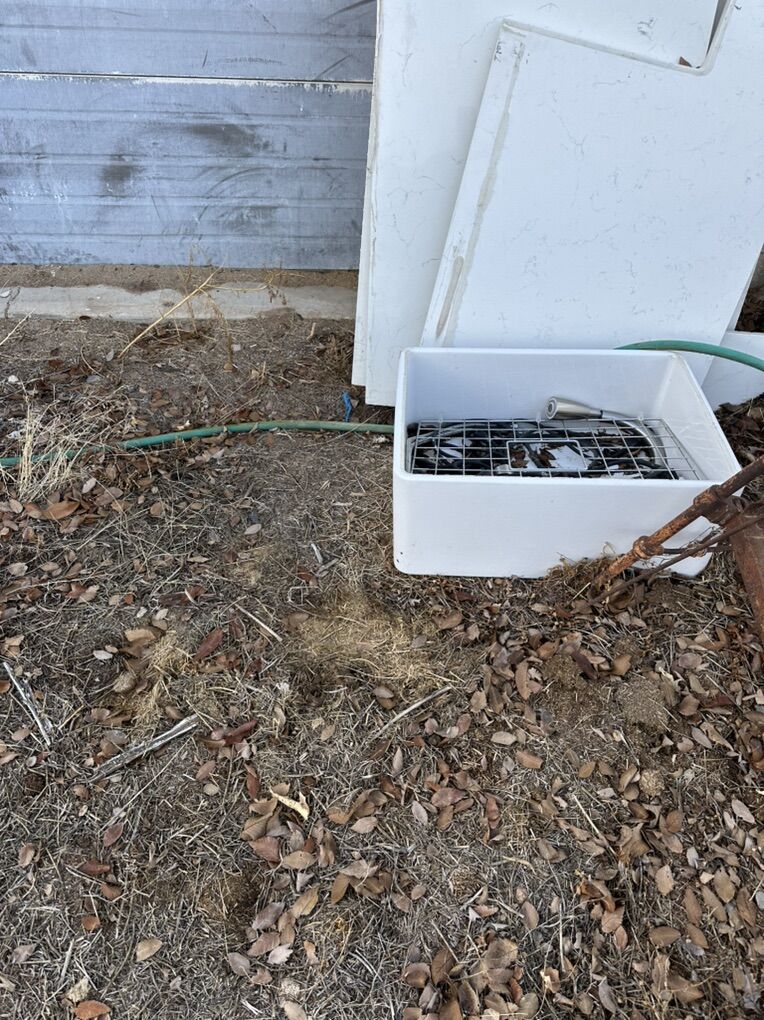 Nice Marble Slabs, Farmhouse Sink, Clawfoot Tub