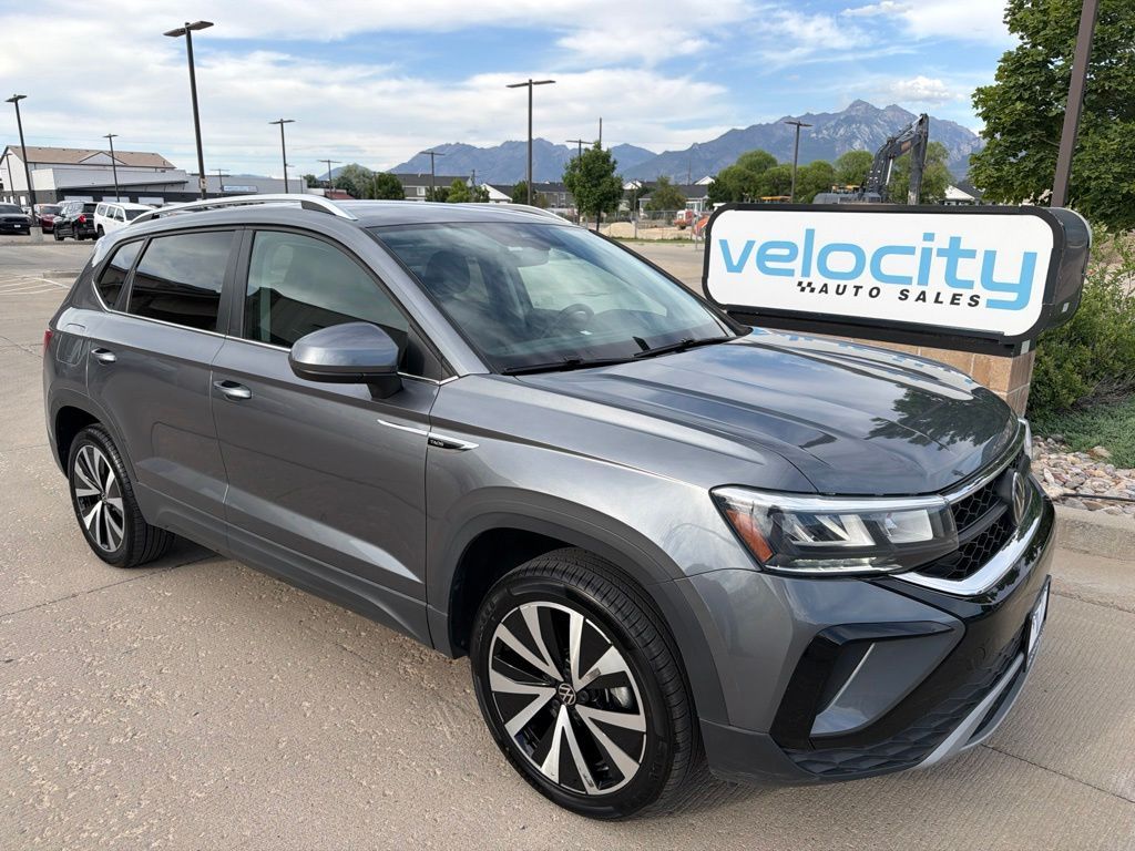 2024 Volkswagen Taos SE