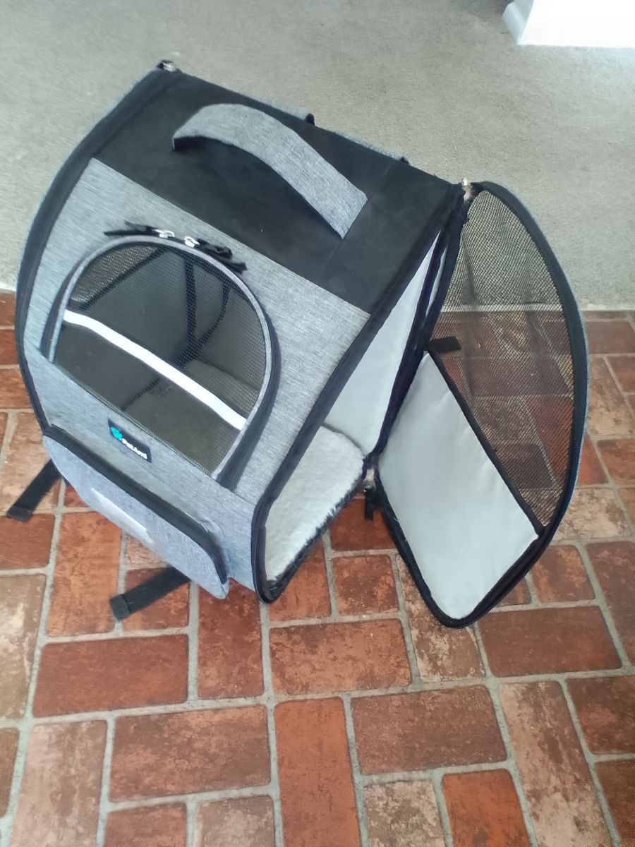 Pet Carrier  backpack or handheld BON AMI