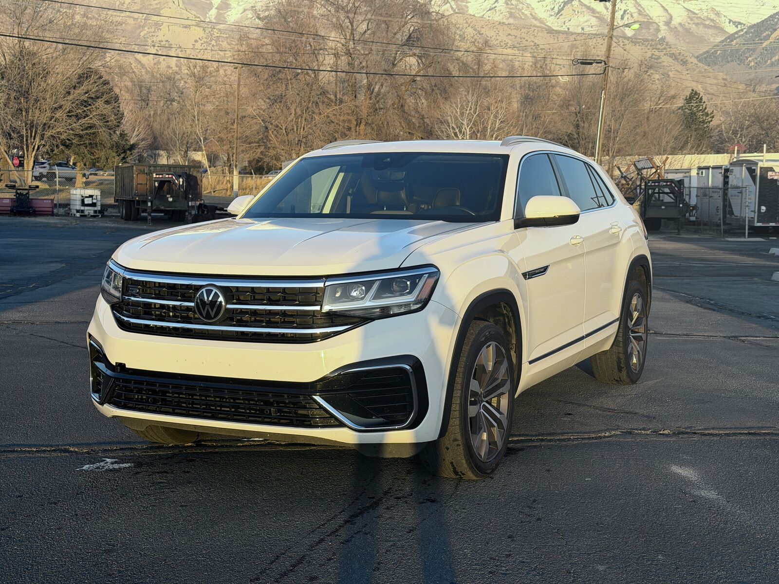 2021 Volkswagen Atlas Cross Sport V6 SEL R-Line