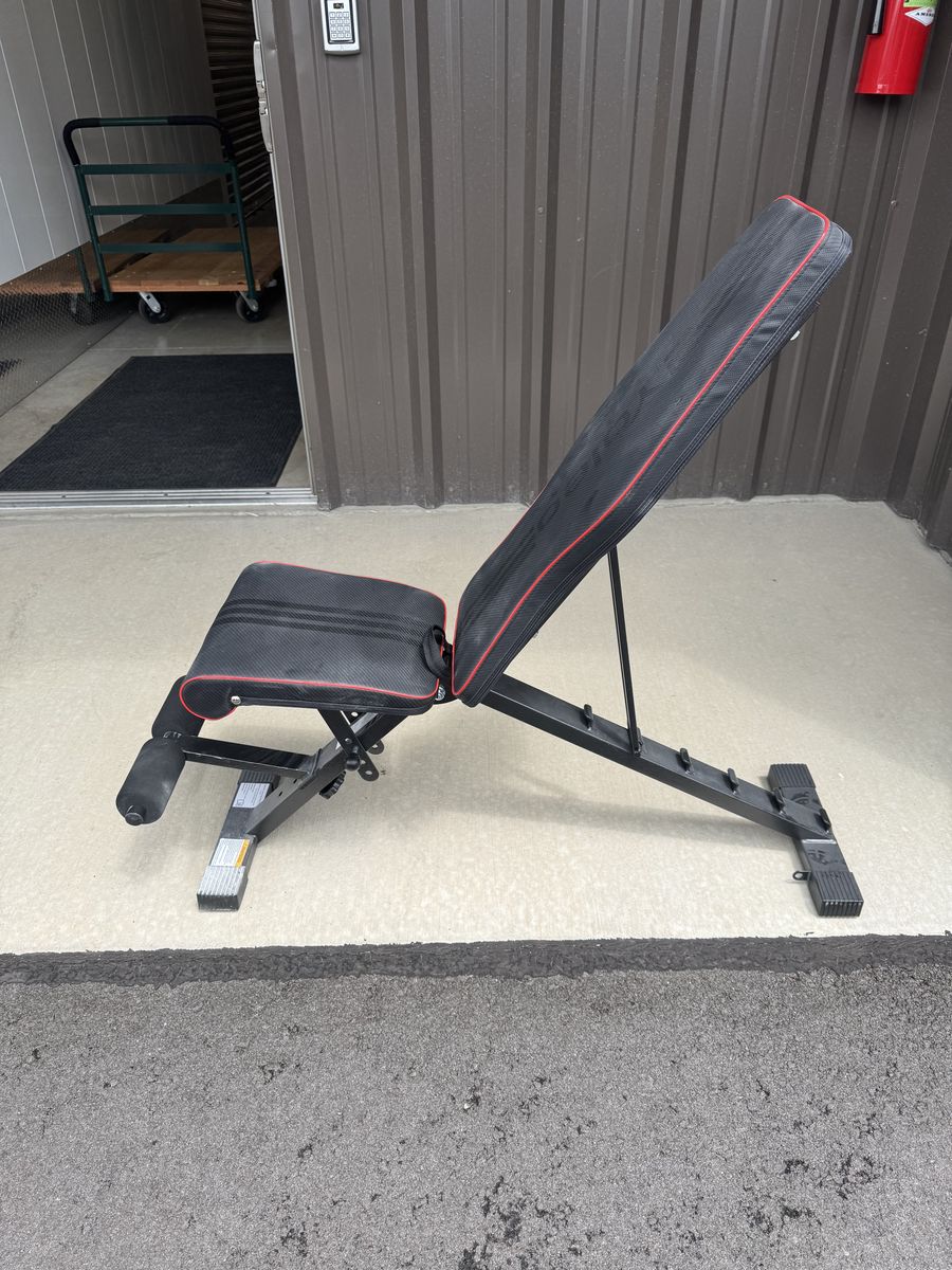 Exercise/Weight Bench