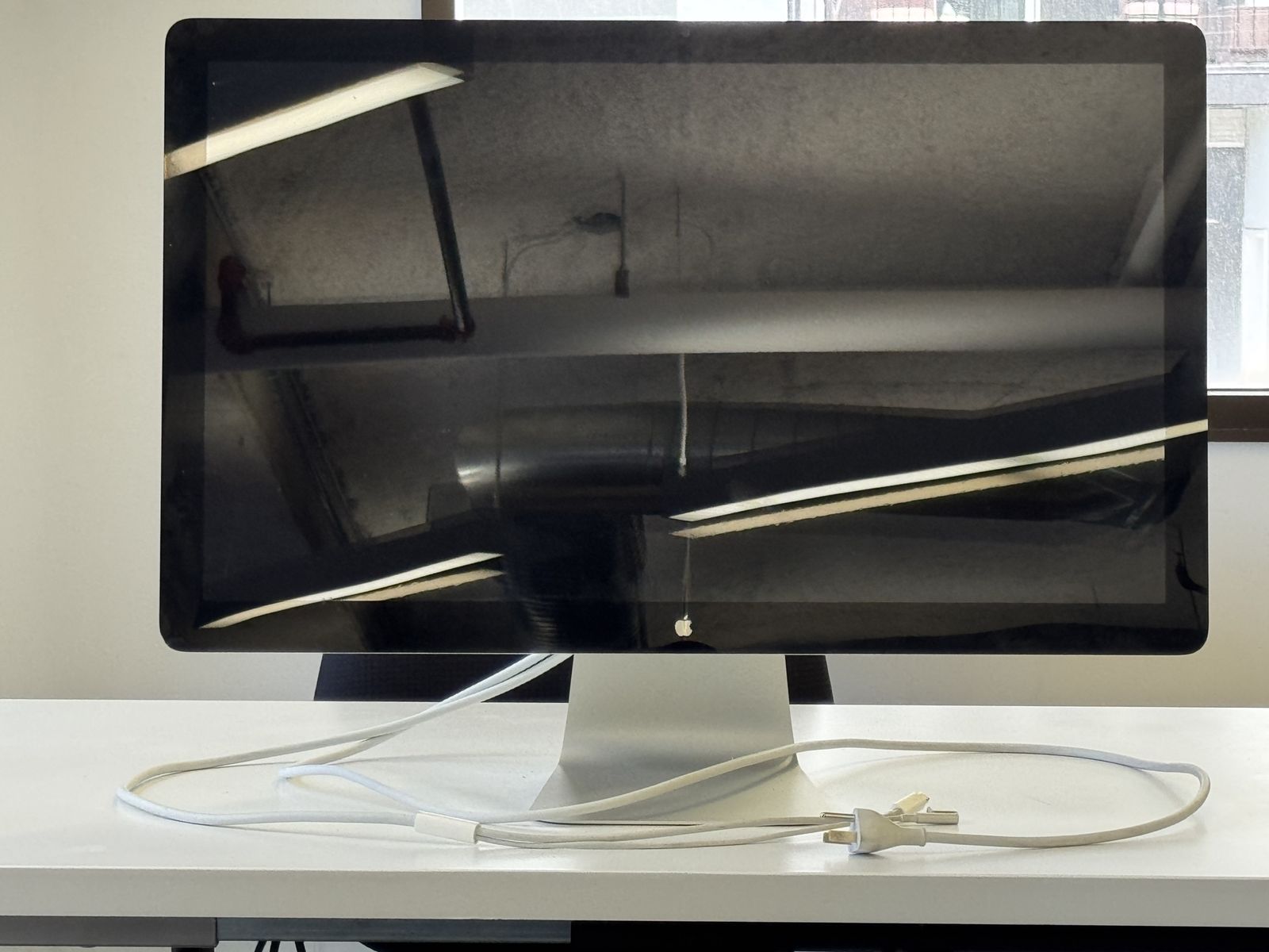 Apple Thunderbolt Display 27” – Excellent Conditio