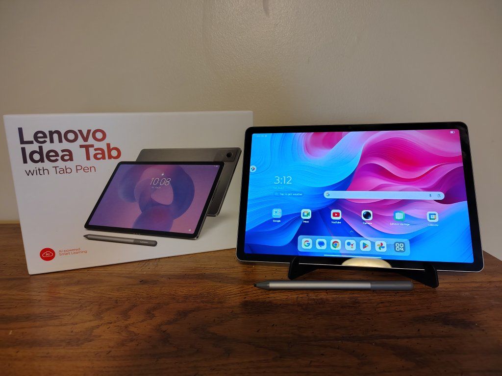Lenovo Idea Tab 11" tablet with pen 128gb 8gb ram 1600p resolution