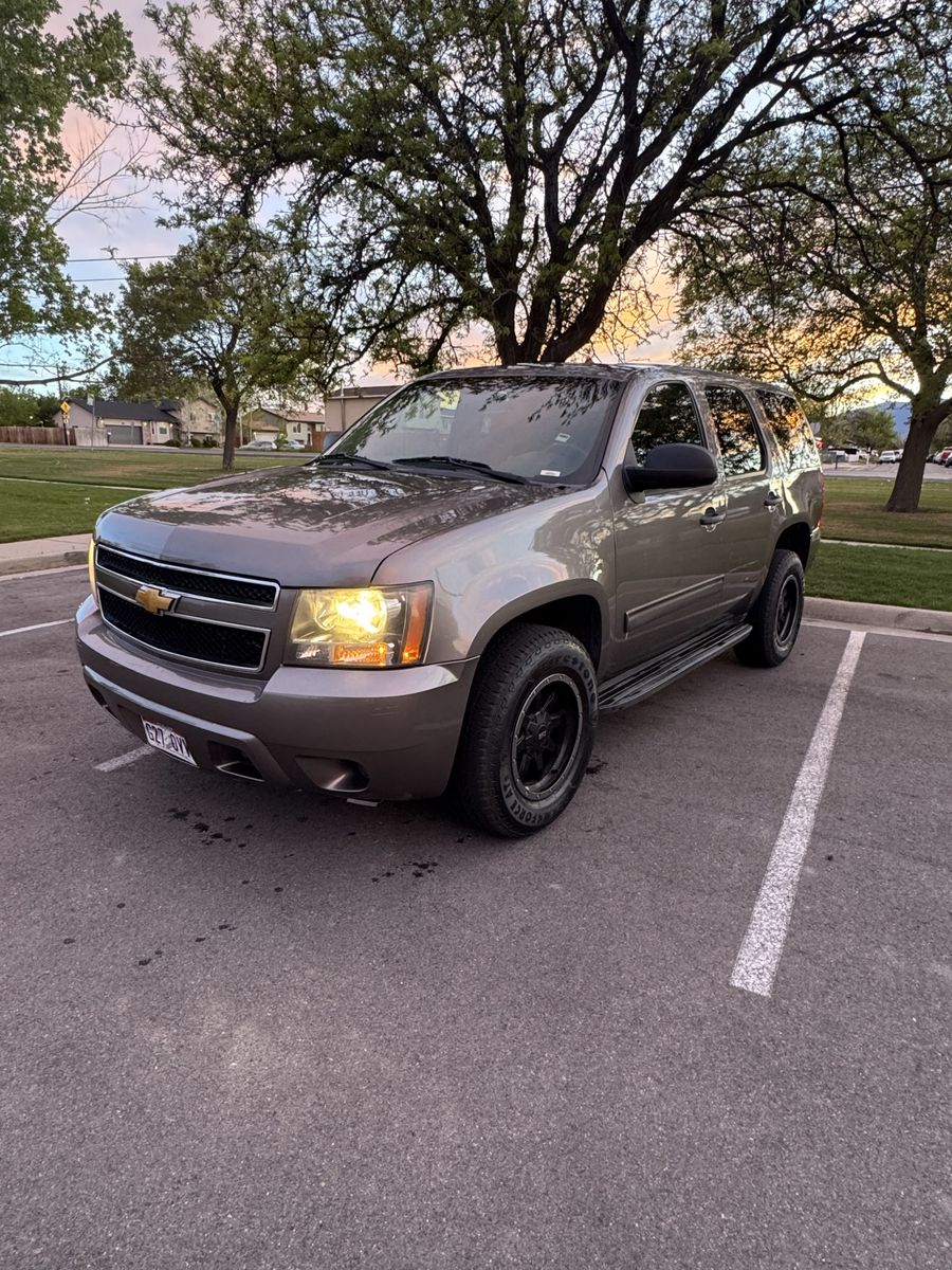 2012 CHEVROLET TAHOE Base