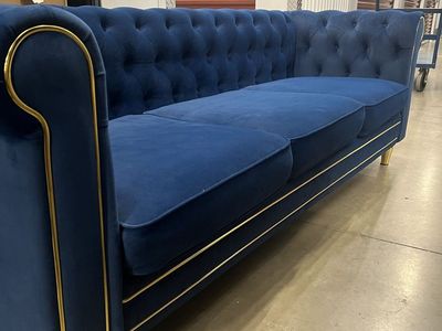 84.65” Chesterfield Velvet Sofa – Blue & Gold Trim – Tufted Rolled‑Arm Design – Brand New by English Elm, Open to Offers