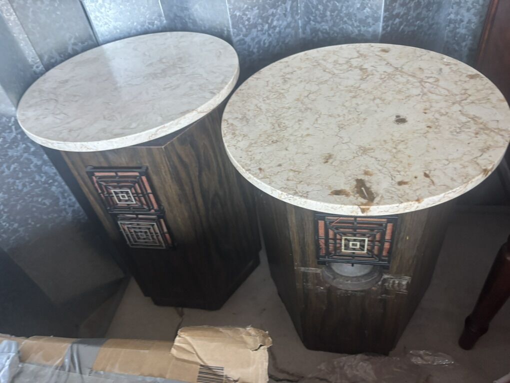 Two Vintage Empire Grenadier 6000 speaker.