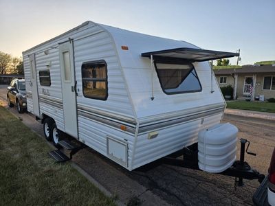 1996 Fleetwood Wilderness L-Series 22LU Travel Trailer