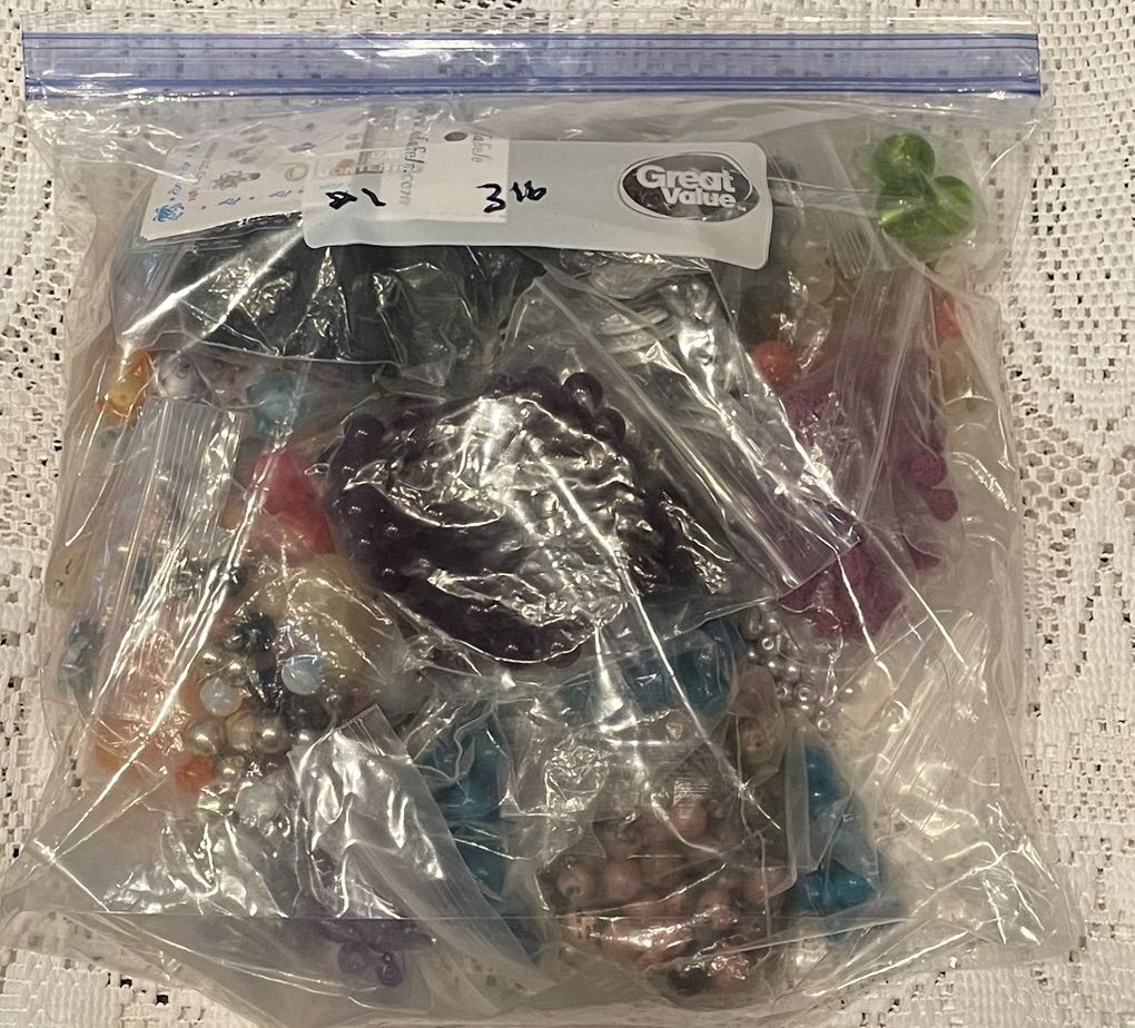 3 Lb Bag Of Beads Lot #5