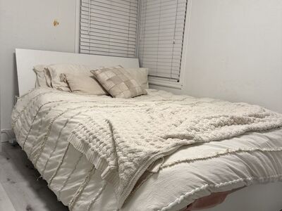 Queen Bed + Bed Frame