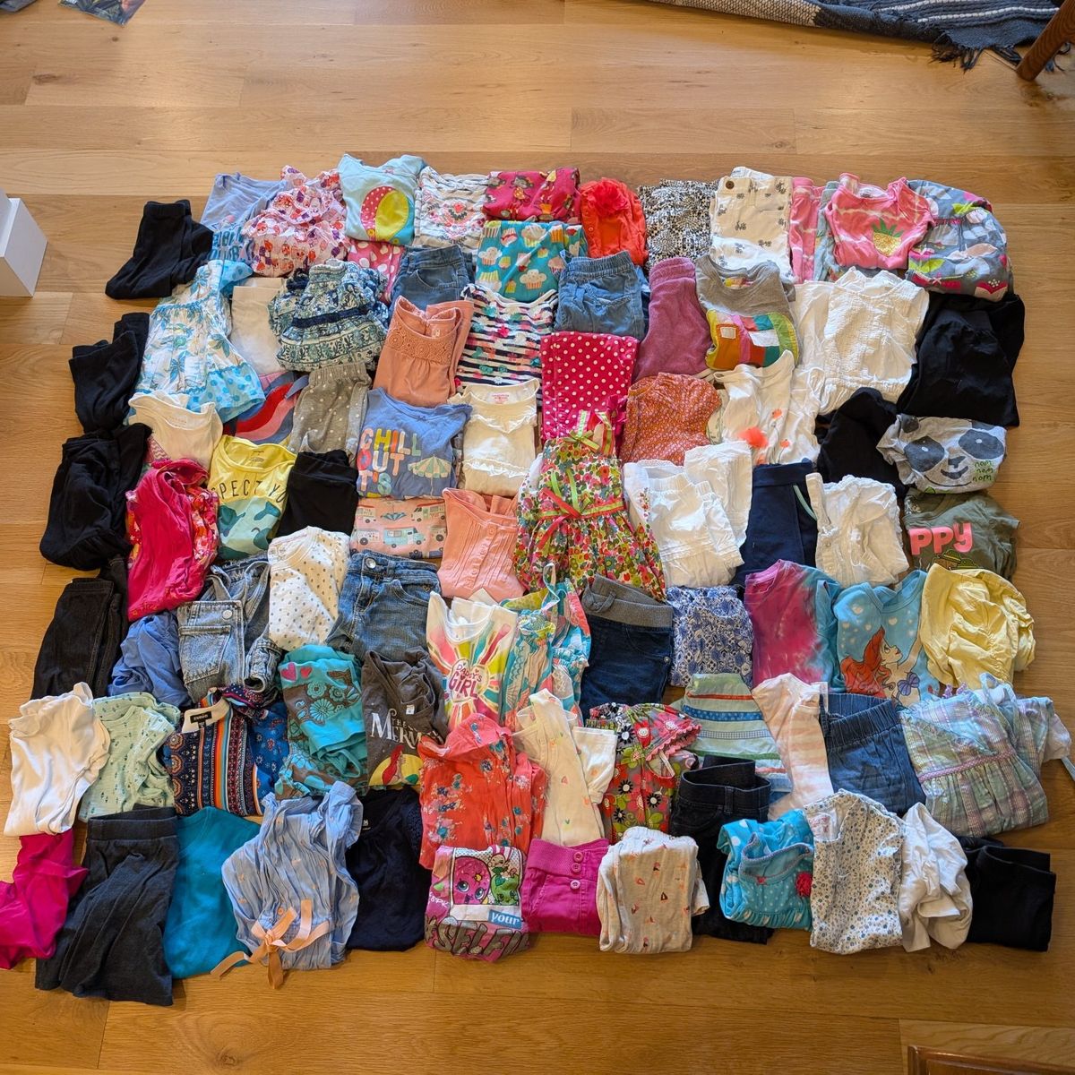 HUGE LOT Spring & Summer Girl Clothes - size 6