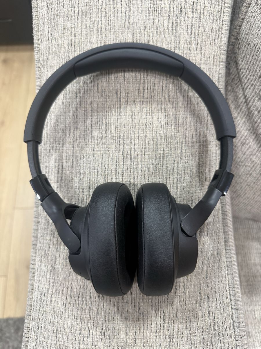 JBL HEADPHONES