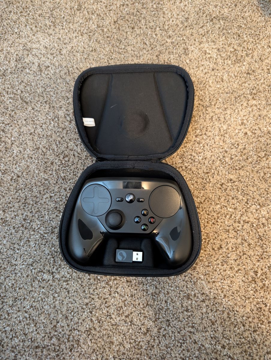 Valve Steam Link and Valve Steam Controller Gen 1